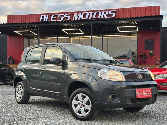 FIAT UNO 1.0 EVO VIVACE 8V FLEX 4P MANUAL